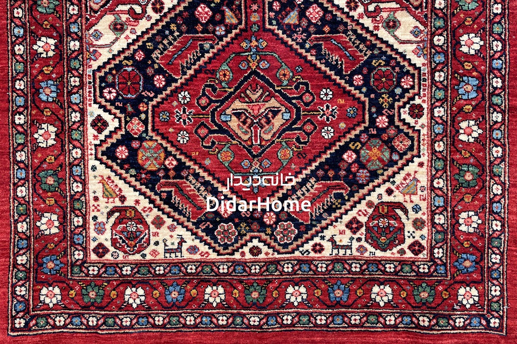 فرش دستباف قشقایی طرح ترنجی ذرع و نیم