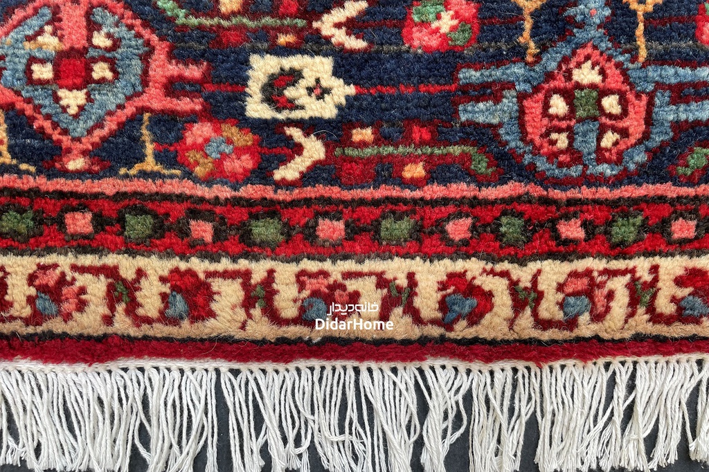 قالی آنتیک همدان(۳.۵۸)