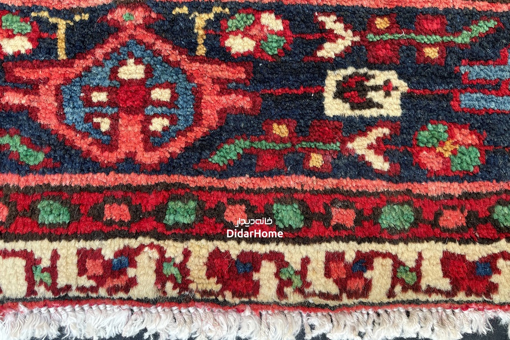 قالی آنتیک همدان(۳.۵۸)