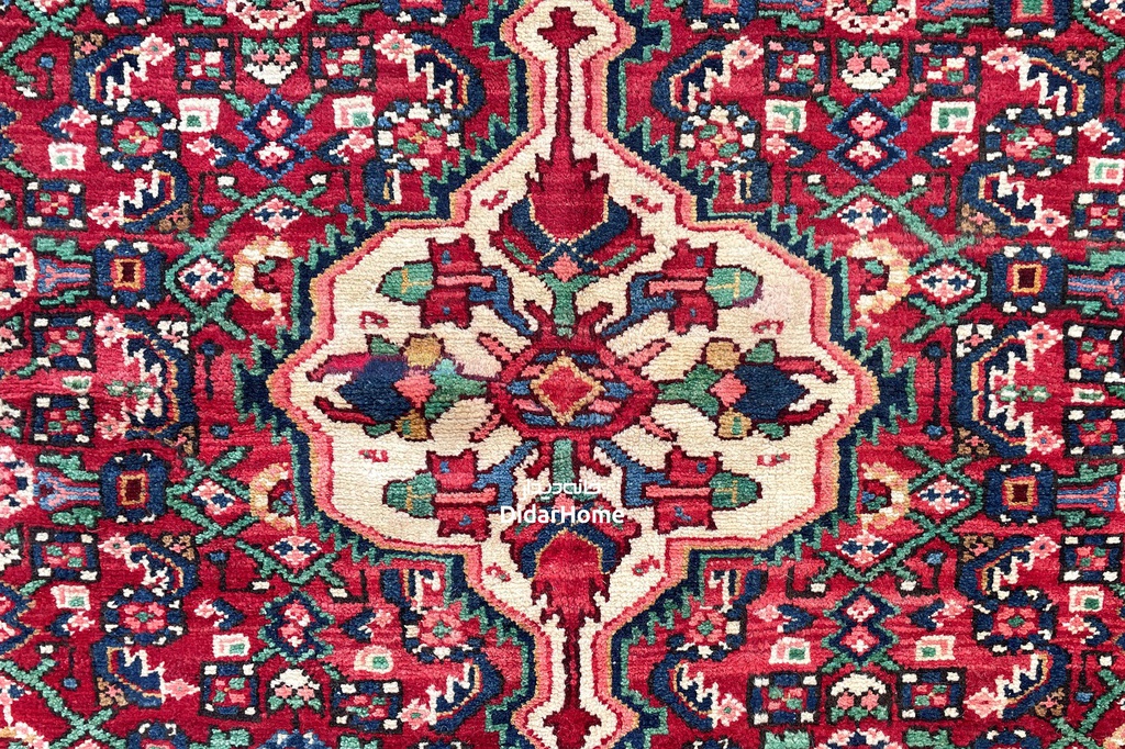 قالی آنتیک همدان(۳.۵۸)