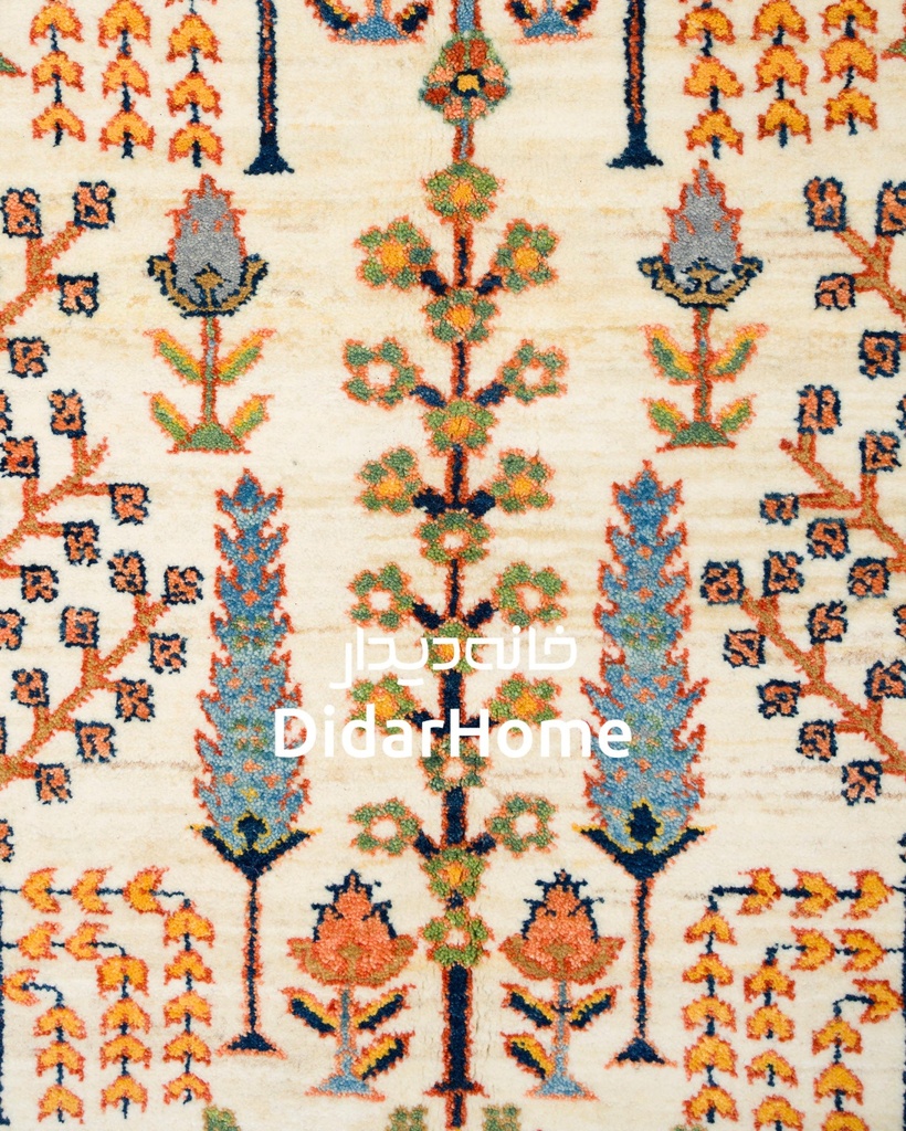 فرش دستباف محل طرح درخت زندگی سه متری