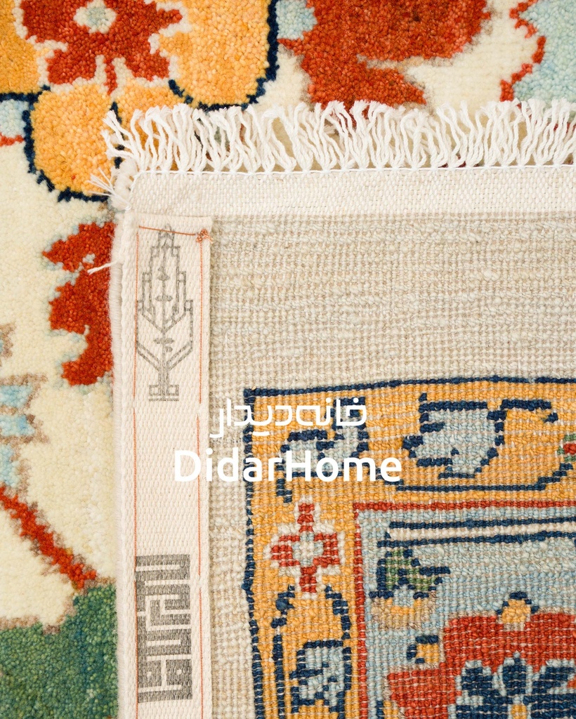 فرش دستباف هریس طرح افشان شش متری