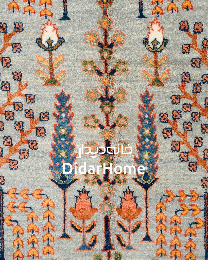 فرش دستباف محل طرح درخت زندگی سه متری