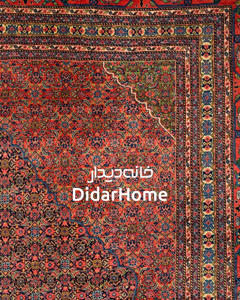 فرش دستباف آنتیک سراب طرح ترنجی دوازده متری