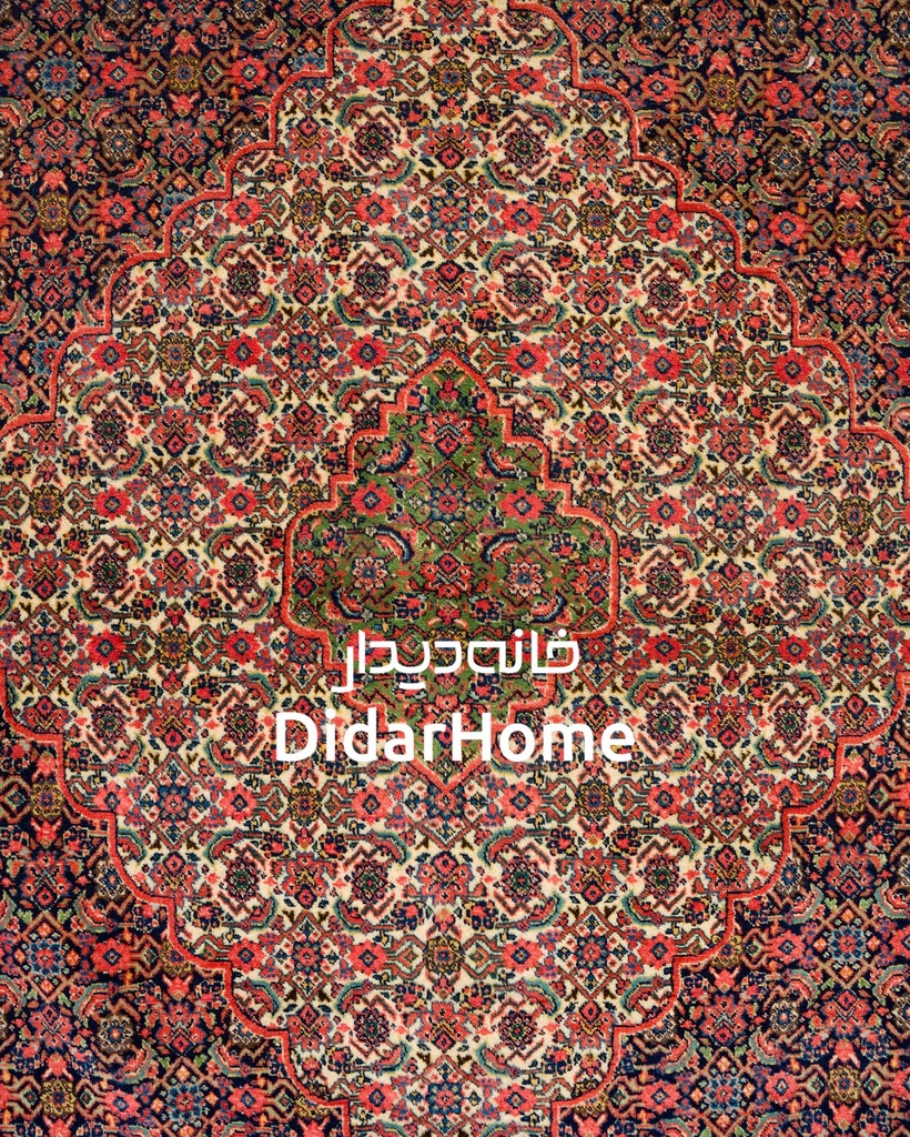 فرش دستباف آنتیک سراب طرح ترنجی دوازده متری