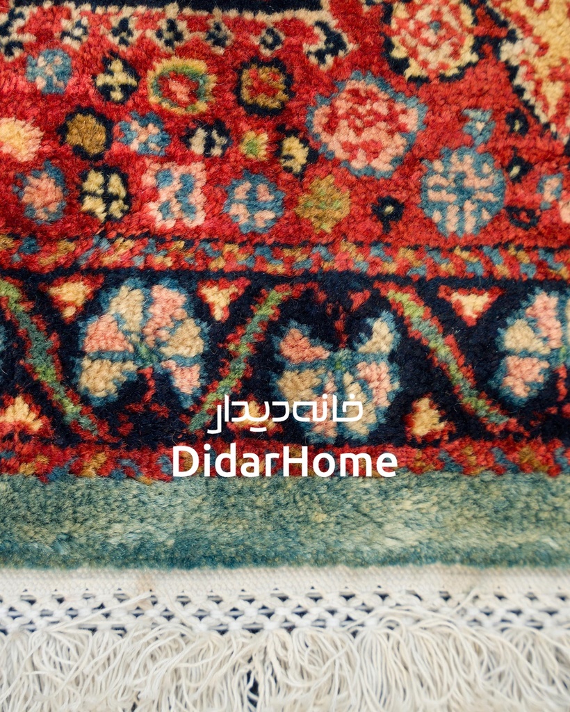 فرش دستباف قشقایی طرح ترنجی ذرع و نیم