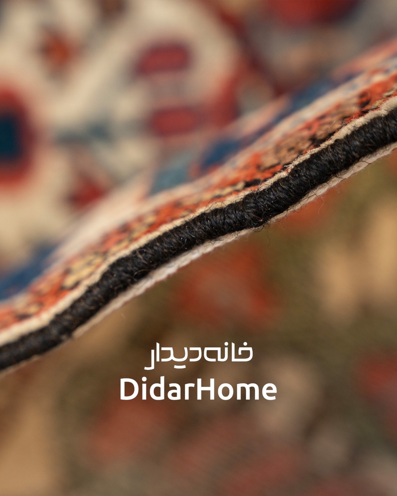 فرش دستباف آنتیک بختیاری طرح ترنجی شش متری