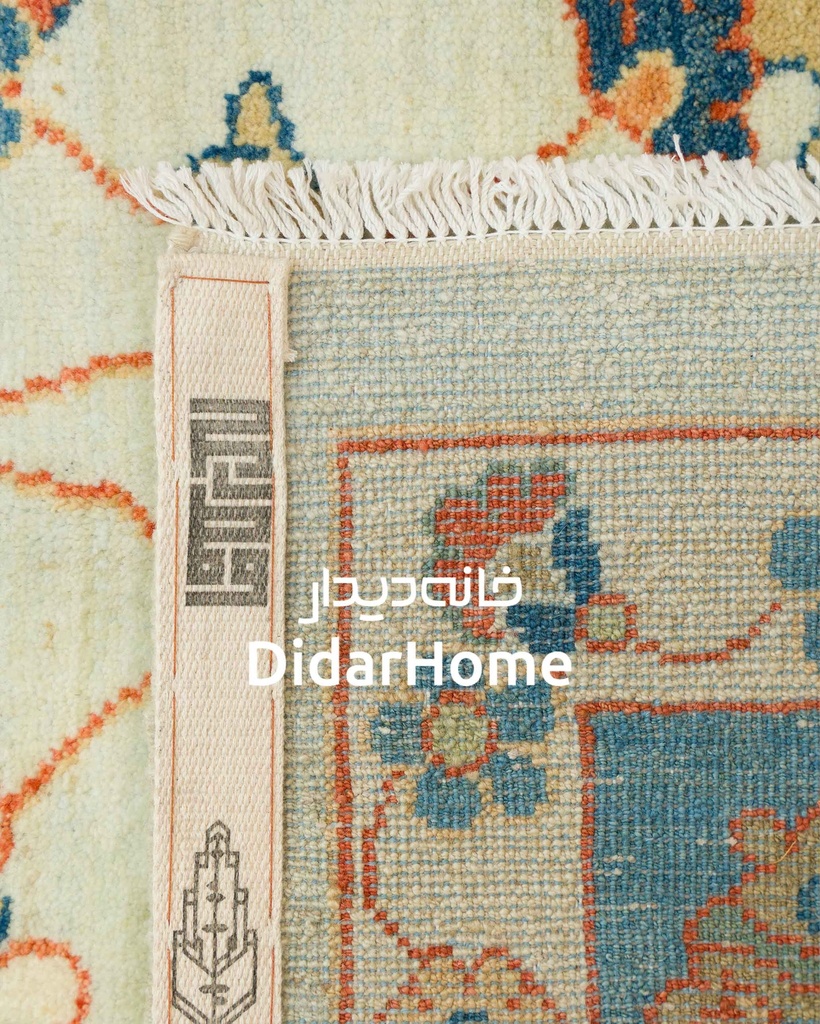 فرش دستباف سلطان آباد طرح افشان نه متری