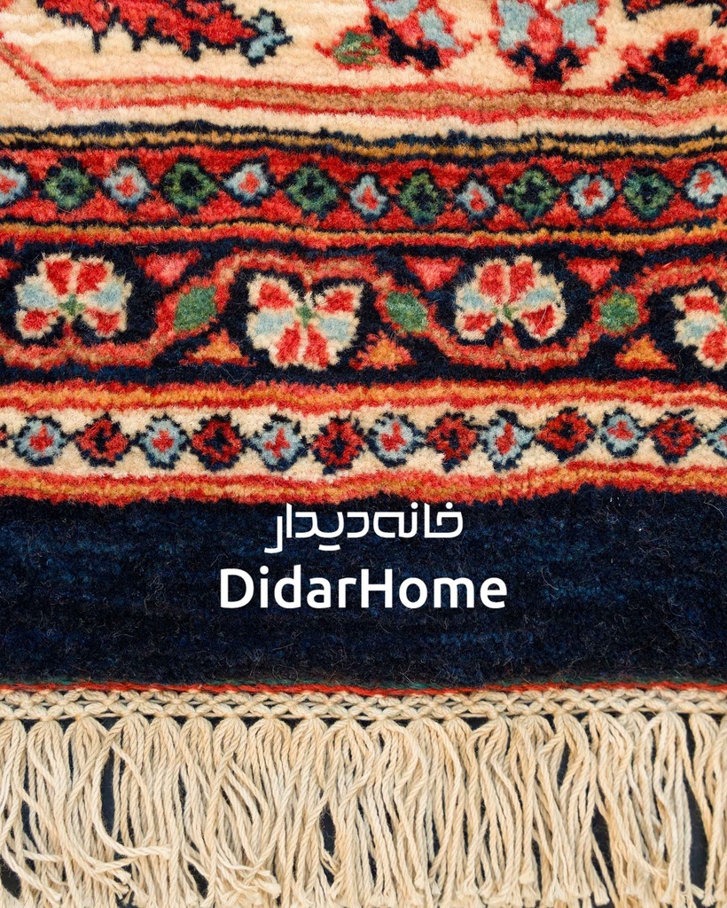 فرش دستباف قشقایی طرح ترنجی نه متری