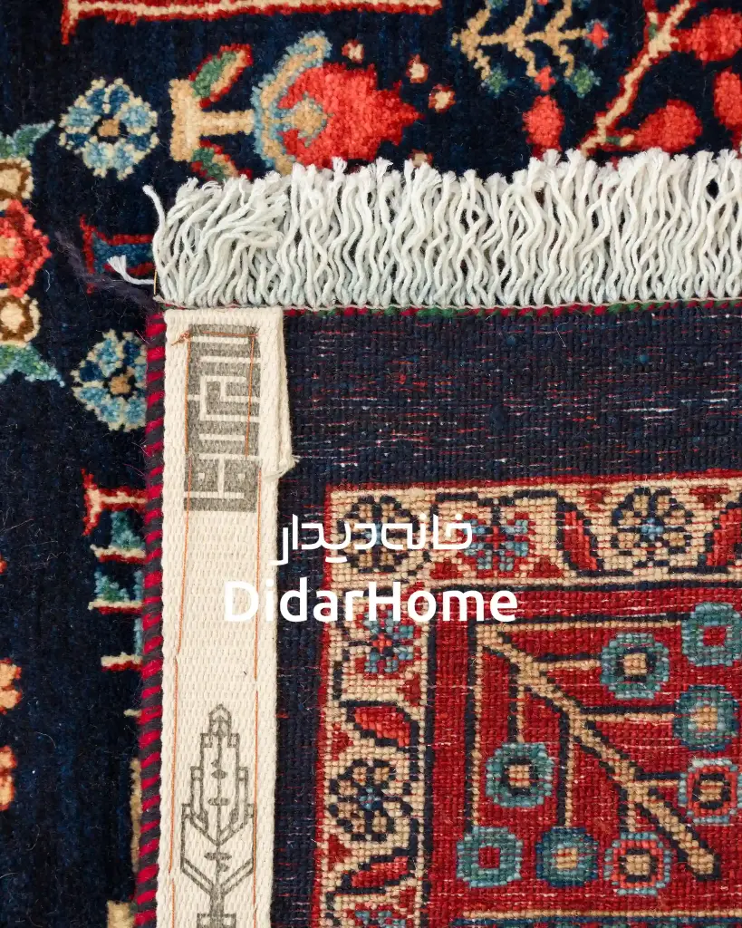 فرش دستباف قشقایی طرح درخت زندگی سه متری