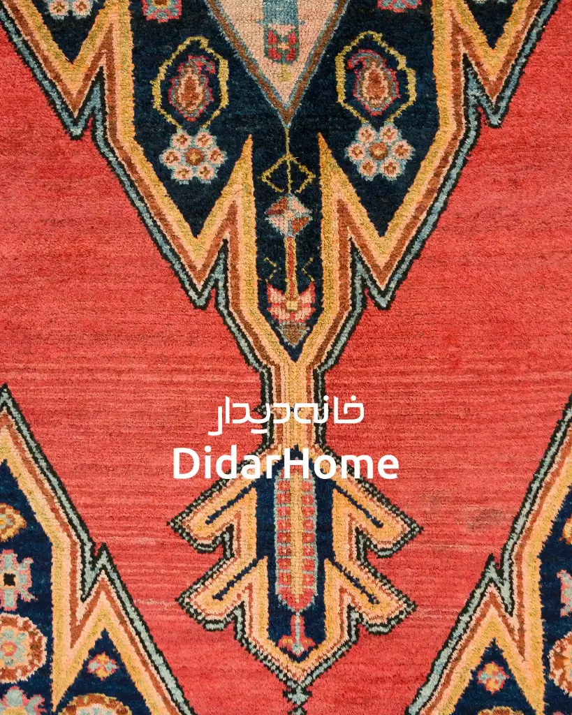 فرش دستباف آنتیک مزلقان طرح ترنجی سه متری