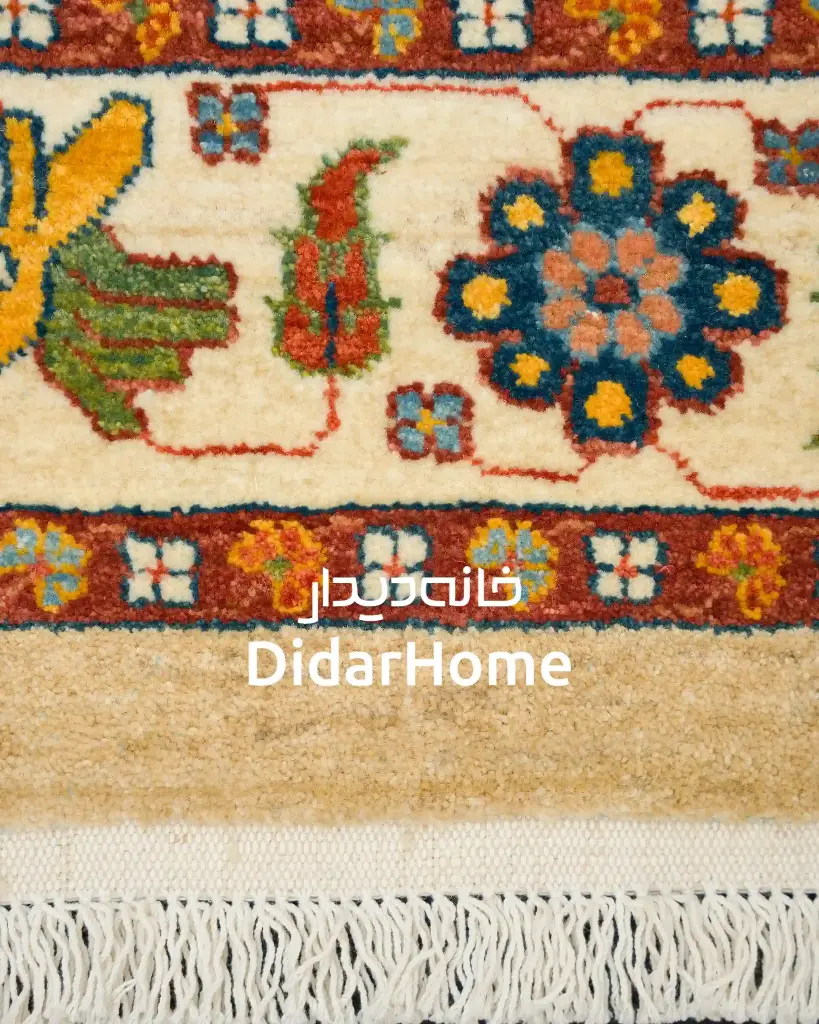 فرش دستباف قشقایی طرح ترنجی ۶/۷۵ متری