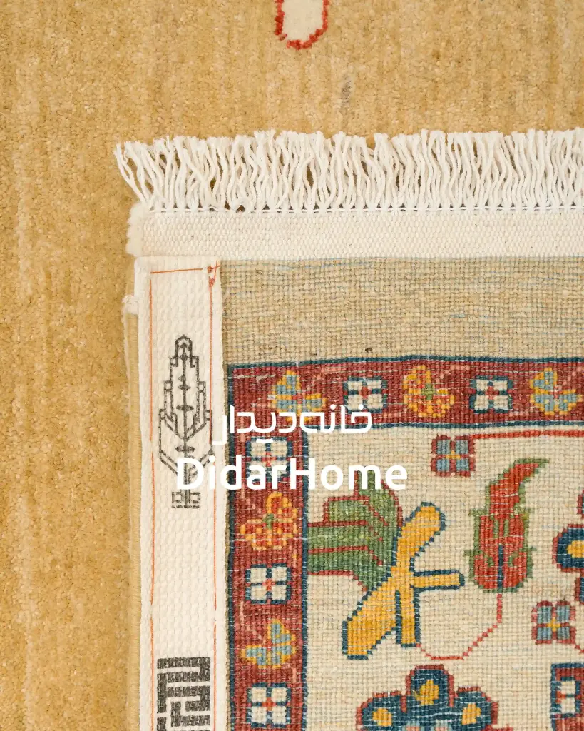 فرش دستباف قشقایی طرح ترنجی ۶/۷۵ متری