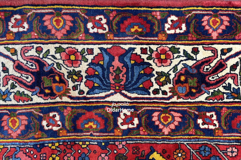 قالی آنتیک بختیاری افشان(۱۲.۷۸)