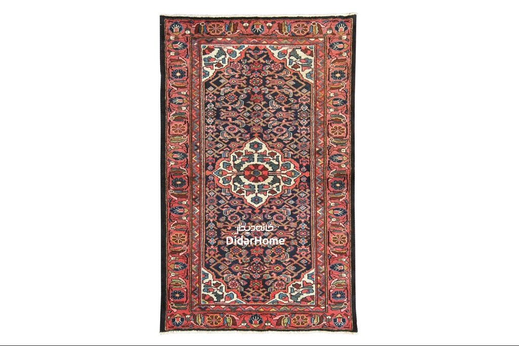 فرش دستباف آنتیک همدان طرح ترنجی ذرع و نیم