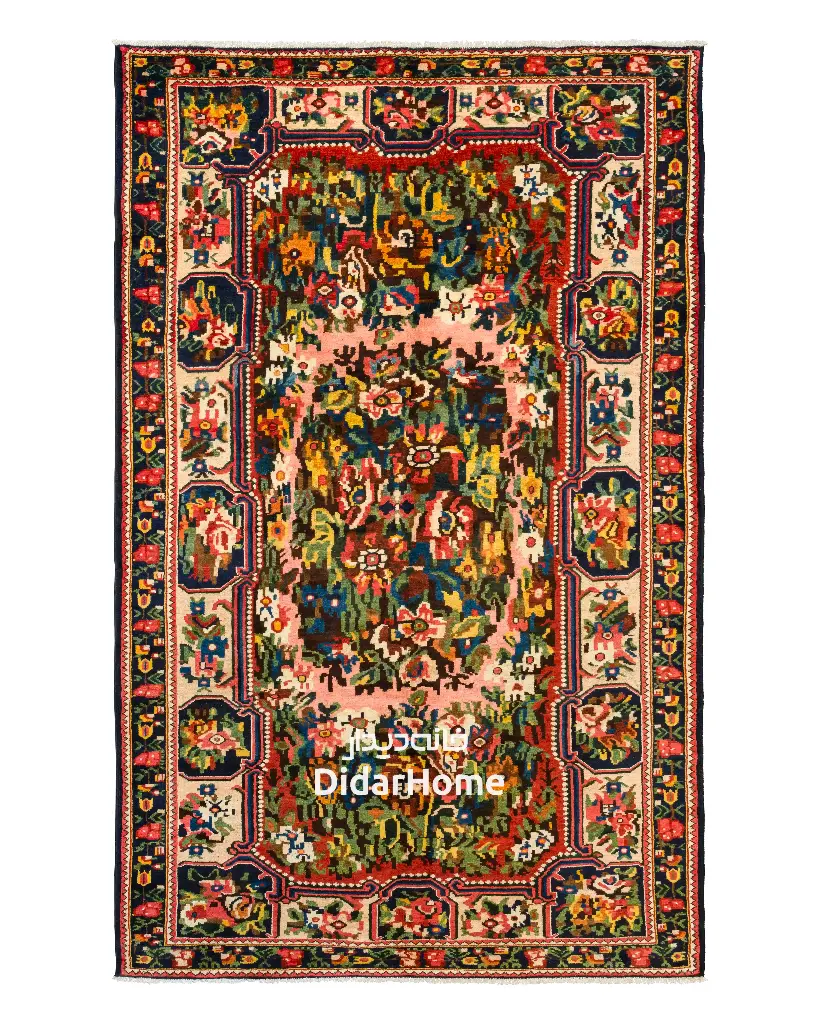 فرش دستباف آنتیک بختیاری طرح ترنجی ۴/۴۳ متری